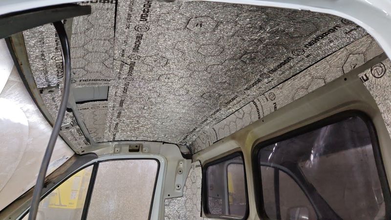 Новая обшивка и утепление кабины. Новый паролон и обшивка сидений. Брызговики, кронштейны крыльев