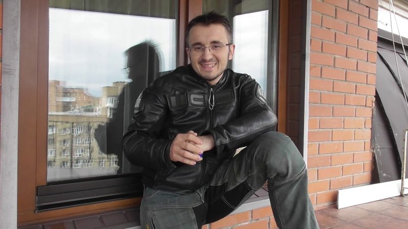 Суд. Гладковський. Переписки: дивіться, що знайшлось