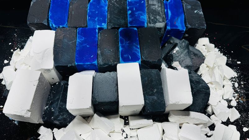 Fresh Gym Chalk ASMR Crush | Oddly Satisfying ASMR 