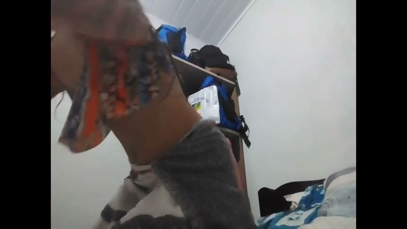 arrumando a casa da praia (minha mãe foi no mercado) ok