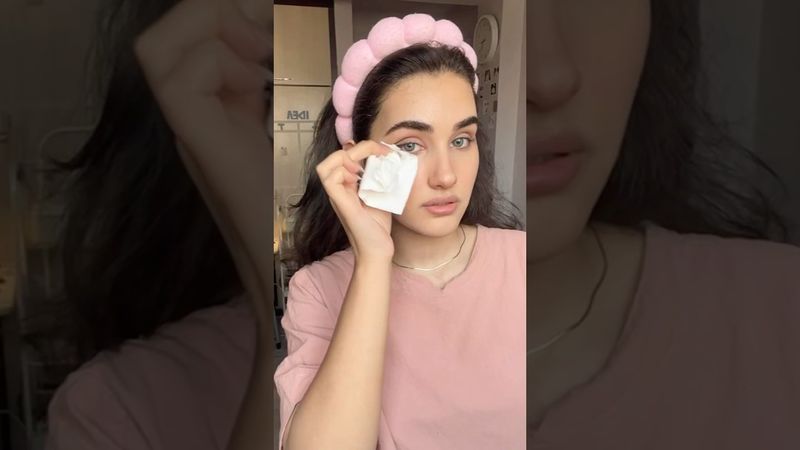 ولاگ روزانه(میکاپ چشم)