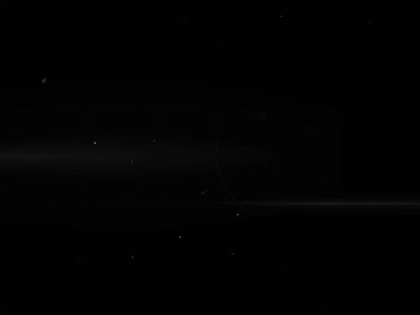 — он рядом, а значит, она под защитой даже тогда, когда всё рушится!!...