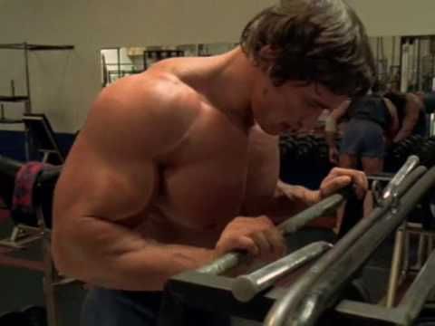 Arnold Schwarzenegger training