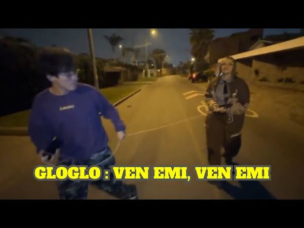 GLOGLO JALA A EMIKUKIS CON SU CABLE