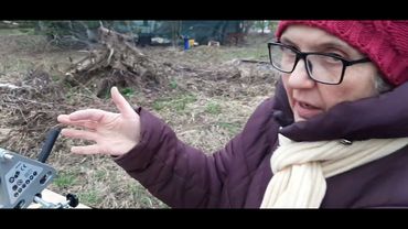 Сама установила смеситель. Водоразводку тоже делала сама. Пилю эксцентрики.