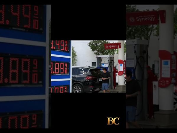 Exxon Mobil warns lower oil, gas prices could cut profit by over $1B