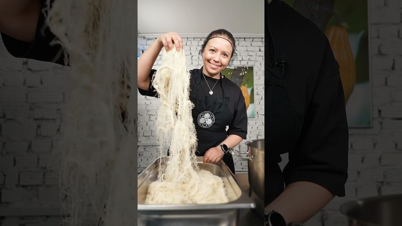 Сколько стоит огромная дубайская шоколадка?