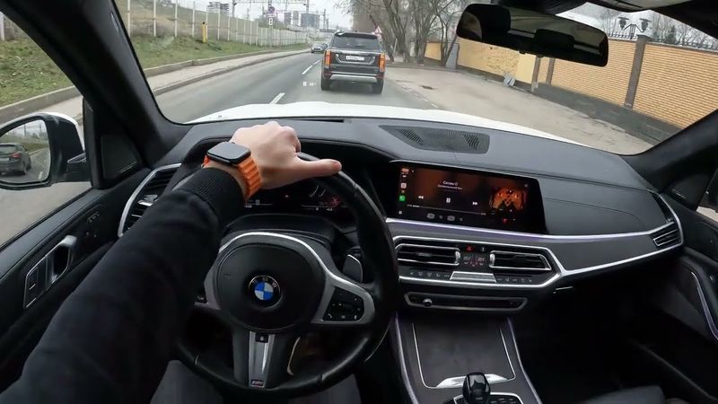 BMW X7 от ПЕРВОГО ЛИЦА | По Москве
