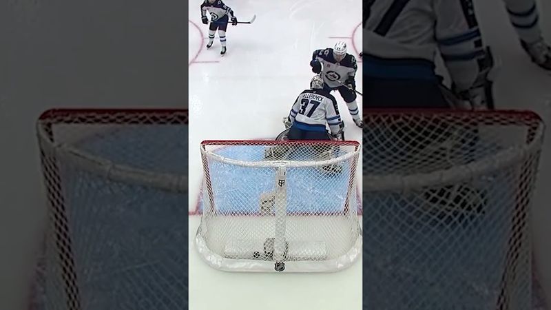 Broberg's knuckle puck STRIKES first ⚾🚨