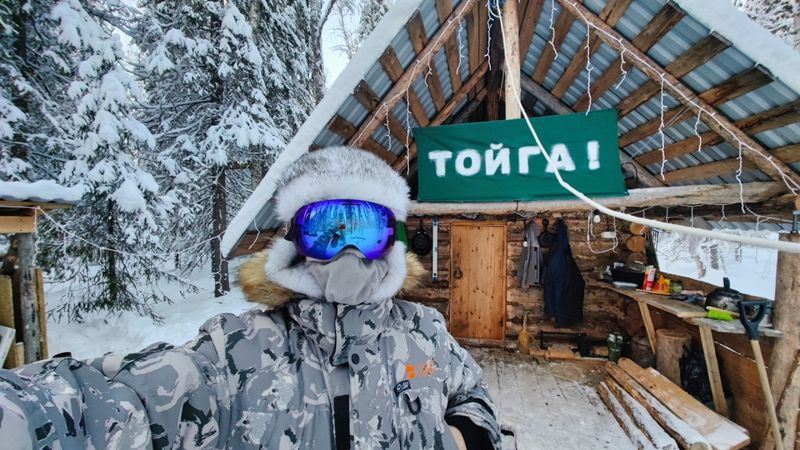 ПРИВЕЗЛИ МОСКВИЧА В ТАЕЖНУЮ ИЗБУ. СУП ИЗ ТЕТЕРЕВА. Добрые походы