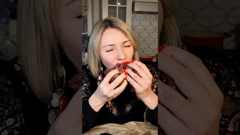 Что должна есть ЖЕНЩИНА ! #мукбангроссия