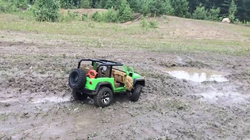 RCModelex Jeep JK 3d Mud Bashing Slowmotion