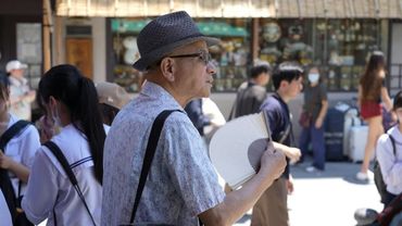 Heatstroke alerts issued in Japan as temperatures soar | AFP