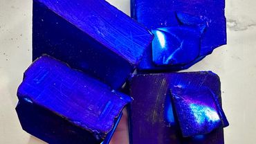 Crunchy Gym Chalk Crush ASMR