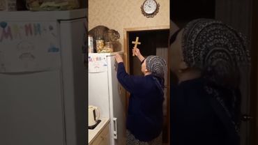 🌭Кот и сосиски: битва на холодильнике!