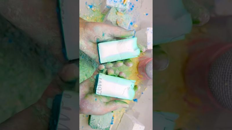 Plain Core Green Blocks #relax #crushingtime #oddlysatisfying #crunchycrumbles #rainbowsoap #asmr