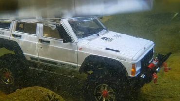 오프로드 트럭 TFL T10 Full Metal Jeep Cherokee Valley Cross Diving