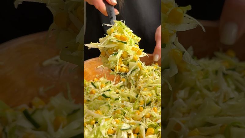 Салат «3 інгредієнти» #салат #капуста #салатрецепт
