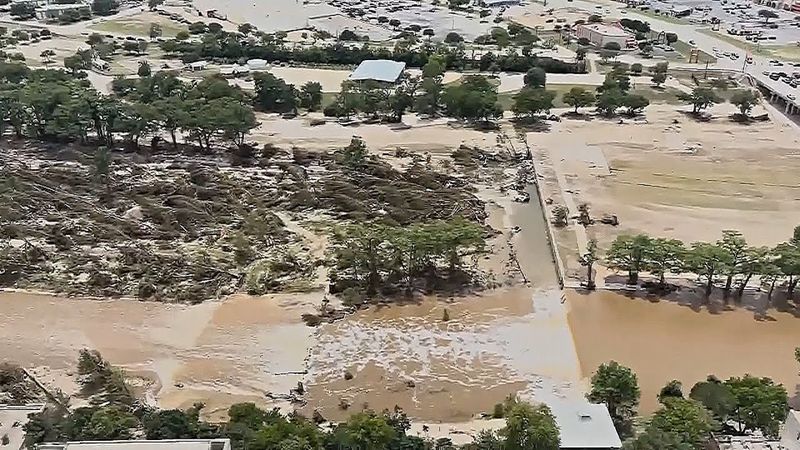 Наводнение в Техасе: погибло более 100 человек