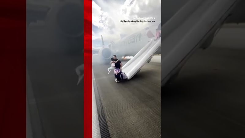 Passengers use emergency slides to flee plane fire at Denver airport. #Denver #BBCNews