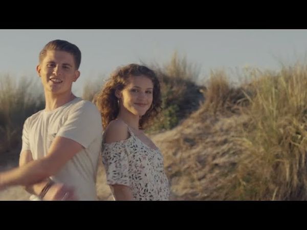 Lou & Adryano | "Une fille du soleil (Mi eldorado)" - Clip officiel