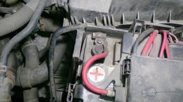 Skoda Octavia Tour (A4, 1U) - обломился провод стартера