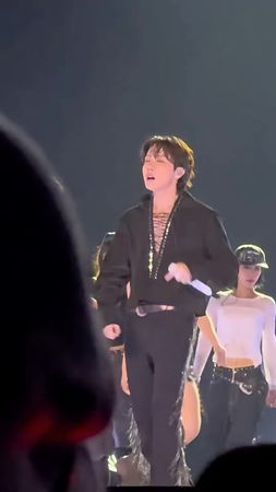 saranghanda jung hoseok! #jhope #killinitgirl #runjineptour #runjin_e...