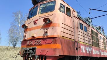 Trains of Russia: Diesel locomotives. Locomotives. Freight trains and electric trains.