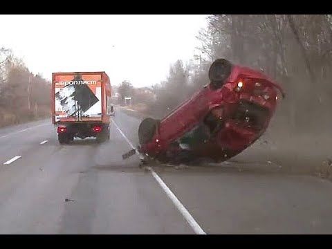 DashCam Russia - Crazy Drivers and Car Crashes 2018