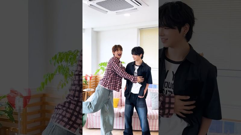 초최강으로 귀여운 멍냥즈⋆˙⟡ ♡ #idntt #아이덴티티 #アイデンティティ #unevermet #김희주 #kimheeju #이재영 #leejaeyoung