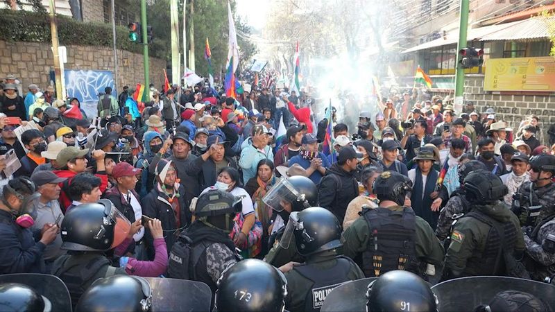 Police clash with Morales supporters pressing re-election bid in Bolivia | AFP
