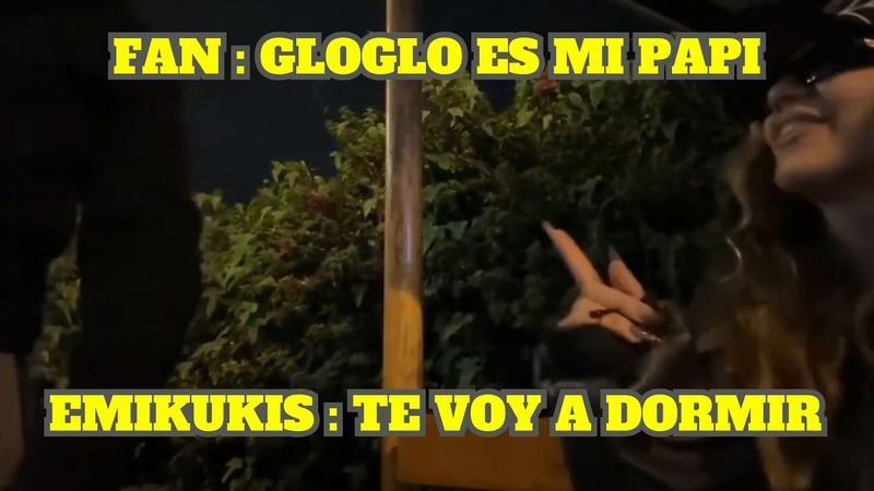 EMIKUKIS SE ENCUENTRA CON UN FAN NOVELERO QUE LE PIDE FOTO