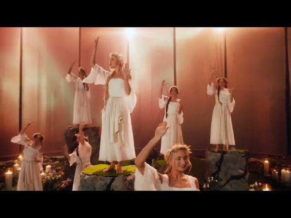 ►Полина Гагарина ― НАГАДАЙ (Премьера клипа 2024)