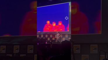 The Predator targets Kevin Smith at #SDCC