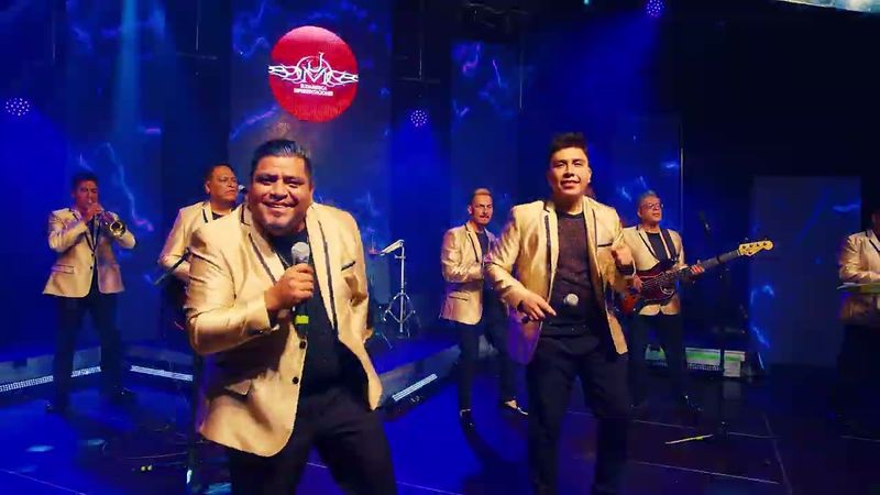 Popurrí De Éxitos 3 - Internacional Carro Show Grandes Éxitos