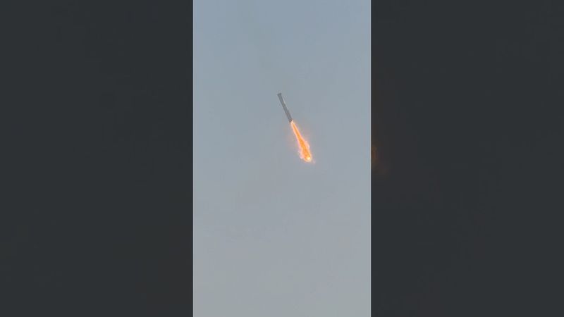 SpaceX test flight 8 booster catch ￼ #amazing #wow #thefuture #nicecatch #fyp #elonmusk #rocket