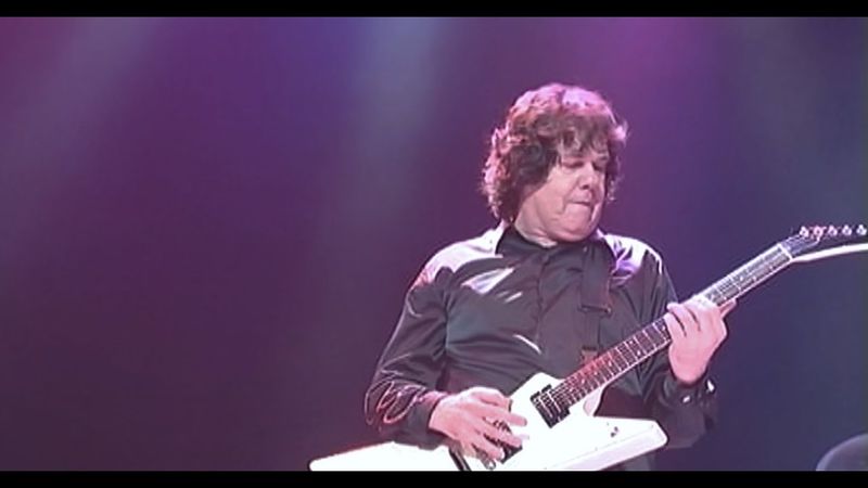 Gary Moore – Live At Monsters Of Rock 2003 (Full Concert + Extras)