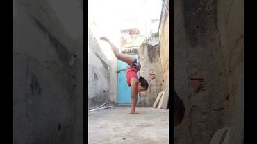 Menina brincando r4bud4 #shorts #rels