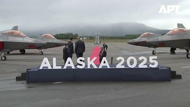 Самолет Путина прибыл на Аляску  Первые кадры