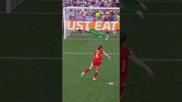 Hannah Hampton = England’s penalty hero! 🧤 #WEURO2025