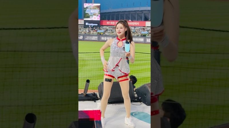 배정대 생일날 배정대 응원가 부르기 #이예빈 #이예빈치어리더#ktwiz #kt위즈 #kt위즈치어리더