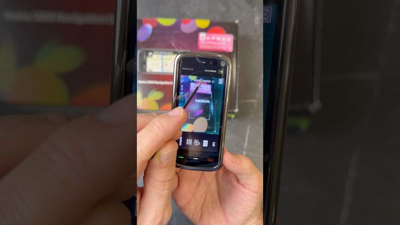 Nokia 5800 XpressMusic in Britney's music video #nokia #xpressmusic #nostalgia #tech #retro