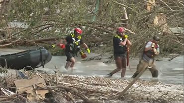 Поиски пропавших в Техасе продолжаются: флаги приспущены