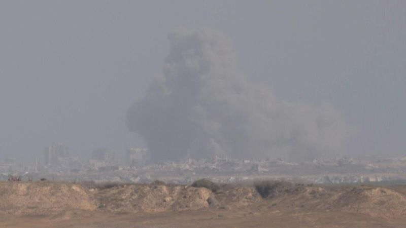 Smoke rises in central Gaza as Israeli military operations continue | AFP