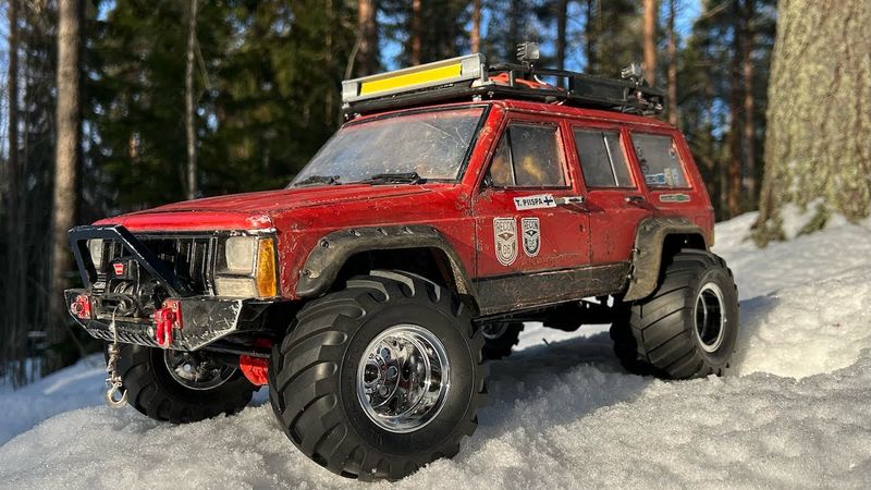 SNOW MONSTER - RC Jeep Cherokee XJ  - Axial SCX10.ii  Snow offroad trail #axialadventures