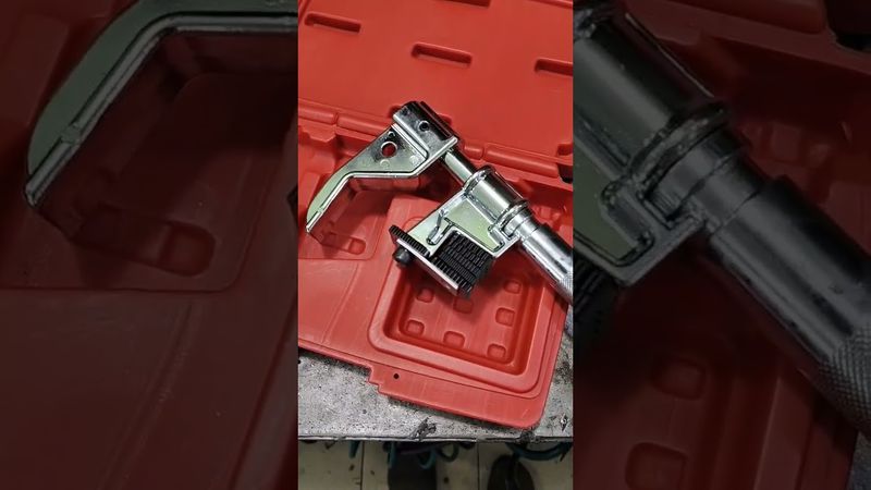 Интересный инструмент #automobile #ремонт