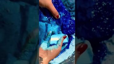 Blue Glittery Oily Freshies 💙