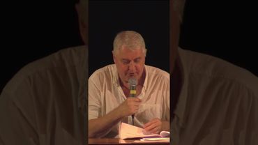 Владімір і Ємєльян кидають камні.