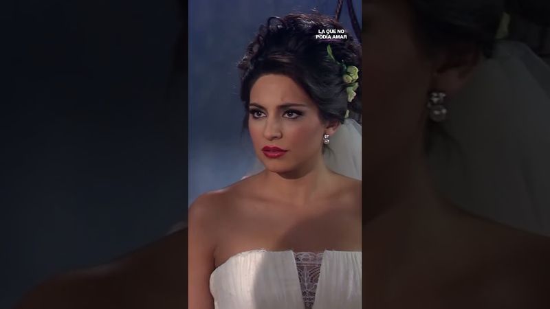 Vanesa arruina la boda de Ana Paula #LaQueNoPodíaAmar #Uninovelas