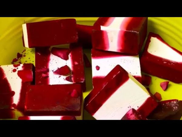 Red & White Fresh Chalk